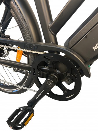 NCM T7s 26 Zoll Trekking E-Bike schwarz
