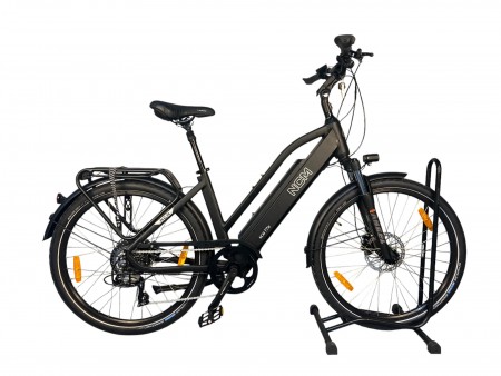 NCM T7s 26 Zoll Trekking E-Bike schwarz